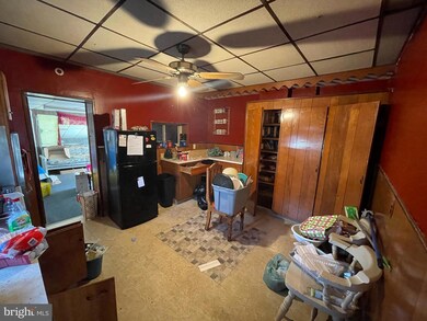 31 Upland Ave, Brookhaven, PA 19015 - photo 4