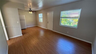 1310 NE 14th Ave unit 2, Fort Lauderdale, FL 33304 - photo 5