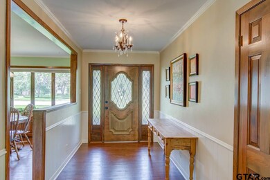 922 922 Charleston Dr, Tyler, TX 75703 - photo 4