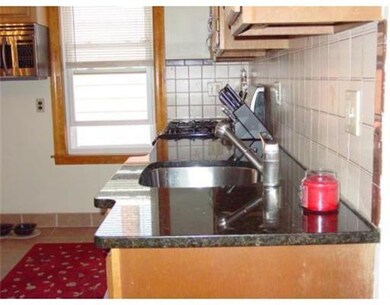 74 Grant St unit 3, Somerville, MA 02145 - photo 2