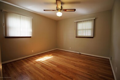 6 Bedroom 2