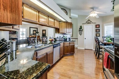 Beautiful Kitchen with up grades