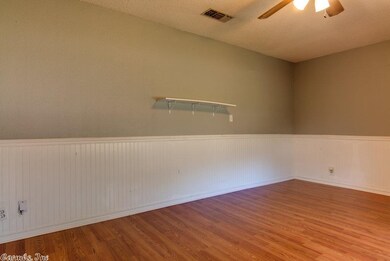 310 Memorial Dr, Wake Village, TX 75501 - photo 4