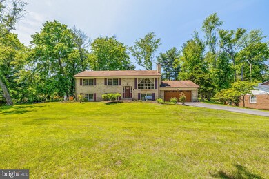 12405 Myterra Way, Herndon, VA 20171 - photo 3