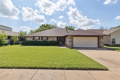 2013 Tanglewood Dr, Edmond, OK 73013 - photo 6