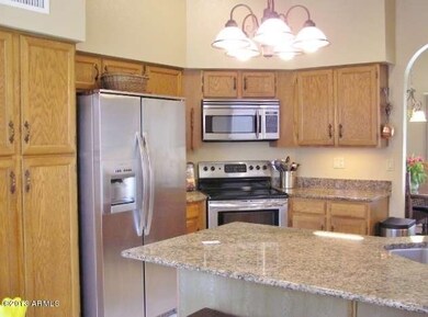 STAINLESS KITCHEN APPLIANCES