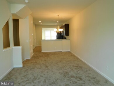 17003 Gibson Mill Rd unit 92, Dumfries, VA 22026 - photo 2