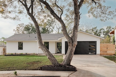 2009 Lear Ln, Austin, TX 78745 - photo 2