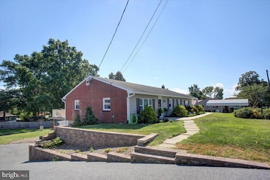 238 Sollenberger Rd, Chambersburg, PA 17202 - photo 3