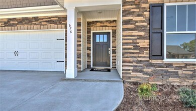 41 Thornberry Rd, Hendersonville, NC 28792 - photo 2