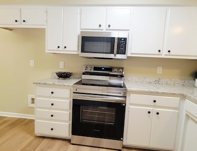 3475 Lyon Dr unit 95, Lexington, KY 40513 - photo 7