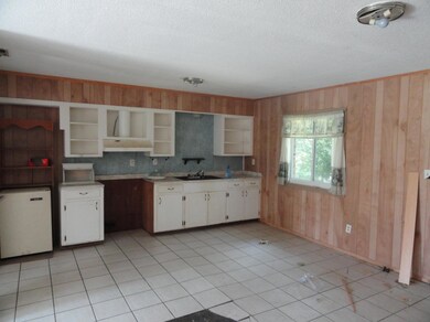 34 Chickasaw St, Laurel, MS 39440 - photo 6