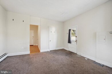 107 Walnut Ave unit 4, Ardmore, PA 19003 - photo 5