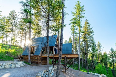 31 Forest Path - Treehouse in the​​‌​​​​‌​​‌‌​​​‌​​‌‌​‌‌​​​‌‌‌​​​​‌​​​​​‌ Woods