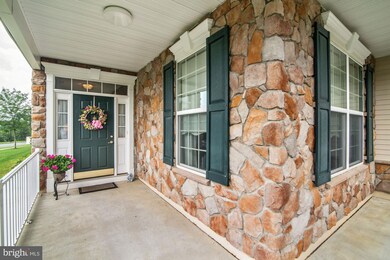 16 Wesley Dr, Swedesboro, NJ 08085 - photo 2