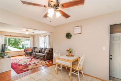 1216 Saint Andrews Ave, Waterloo, IA 50701 - photo 7