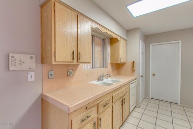 10401 N Balboa Dr, Sun City, AZ 85351 - photo 7
