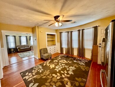 16 Dover St unit 2nd fl, Fairhaven, MA 02719 - photo 4