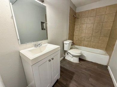 655 Adams St unit 1, Beaumont, TX 77705 - photo 7