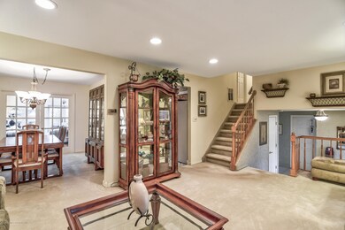 08-Living Room