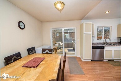 06-Dining Room_3005