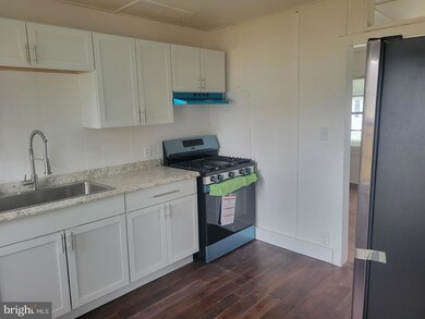 239 E St, Penns Grove, NJ 08069 - photo 5