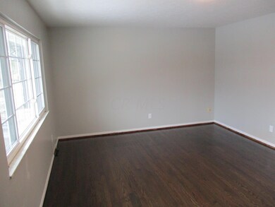 543 Cumberland Dr, Columbus, OH 43213 - photo 2