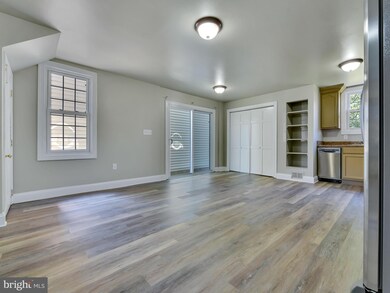 17 S Virginia Ave, Brunswick, MD 21716 - photo 7