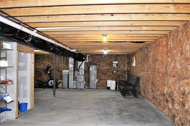 6997 Pinnacle Dr, Columbus, IN 47201 - photo 4