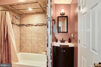 12209 Valleywood Dr, Silver Spring, MD 20902 - photo 7