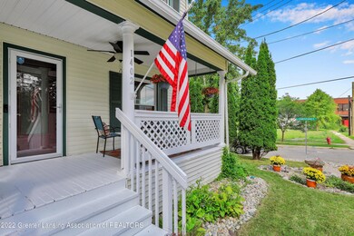 2.1 Welcoming front porch