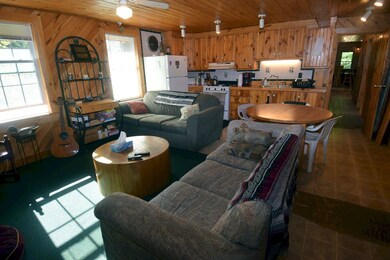 6. Kitchen & Family room