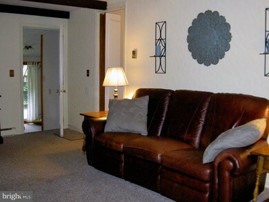 1038 N 10th St, Whitehall, PA 18052 - photo 3