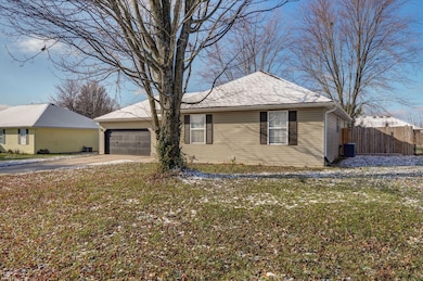1363 S Concordia Ave, Republic, MO 65738 - photo 2
