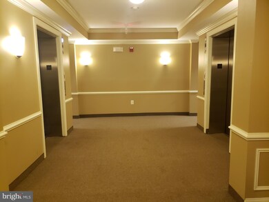 9722 Holmes Place unit 404, Manassas Park, VA 20111 - photo 5