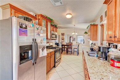 14337 Desert Cactus Dr, Horizon City, TX 79928 - photo 7