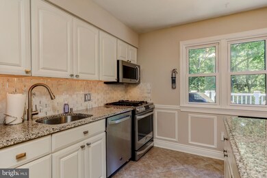 9 Pin Oak Ct, Blackwood, NJ 08012 - photo 4