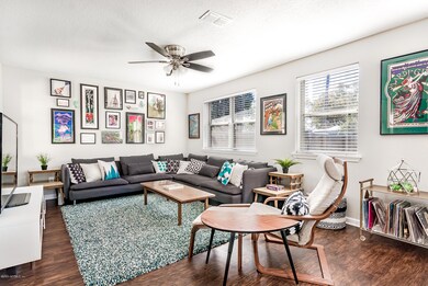 638 Mandalay Rd, Jacksonville, FL 32216 - photo 6