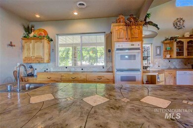 3237 Purdom Ln, Homedale, ID 83628 - photo 4