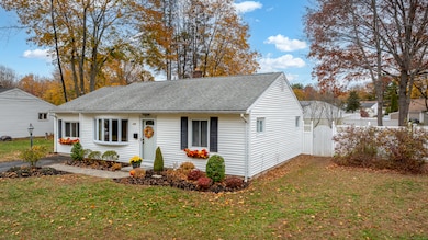 118 Hellstrom Rd, East Haven, CT 06512 - photo 4