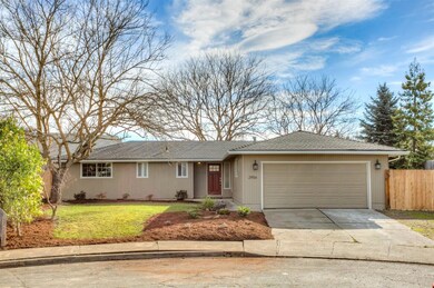 2956 Iris Cir, Medford, OR 97504 - photo 2
