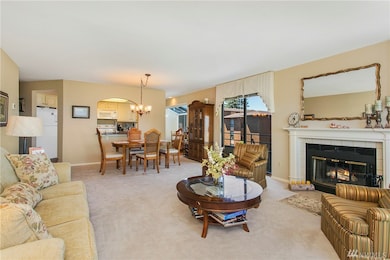 520 Pine St unit A202, Edmonds, WA 98020 - photo 2