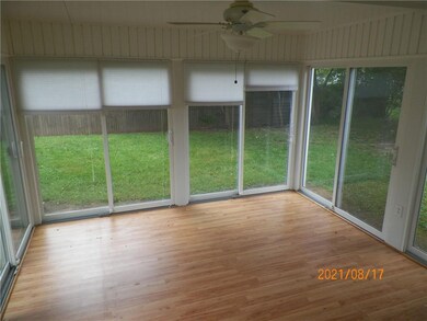 3515 Richland Dr, Columbus, IN 47203 - photo 6