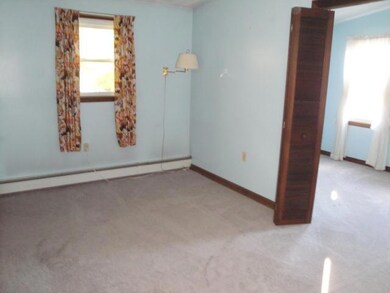 21 Carriage Dr, Stonington, CT 06378 - photo 7