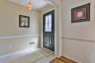 138 Campbell St, Manchester, NH 03104 - photo 3