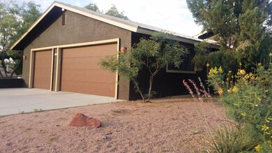 3 car garage