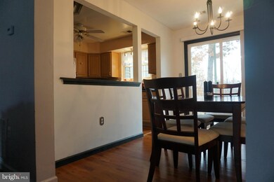 2863 Madeira Ct unit 13, Woodbridge, VA 22192 - photo 5