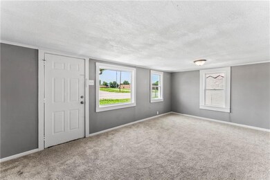 1202 E 23rd St S, Independence, MO 64055 - photo 3