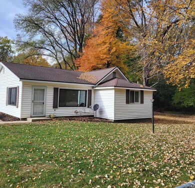 7733 N Meadow Ln, Walkerton, IN 46574 - photo 2