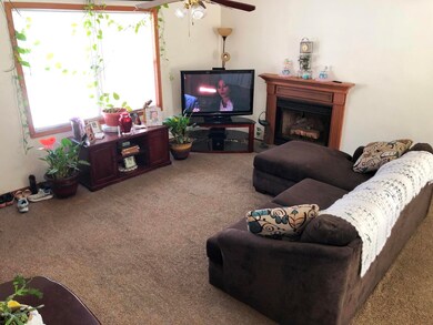 958 Country Place Dr, Tobyhanna, PA 18466 - photo 6